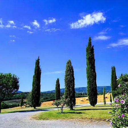 Casa Rossa Farm stay *